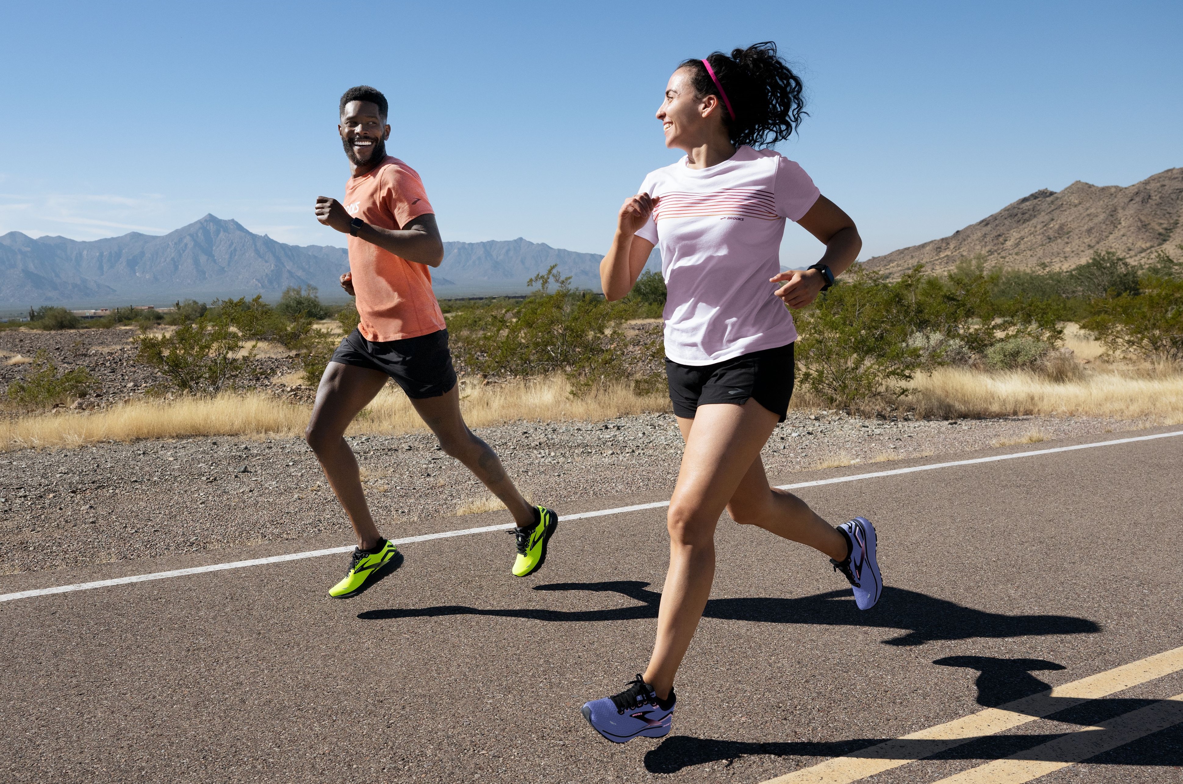BROOKS 碳中和跑鞋 GHOST 15，用更多的跑步里程，獲更少的碳足跡。